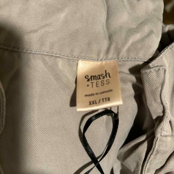 SMASH AND TESS SHORTY ROMPER IN BARELY BLUSH 100% TENCEL - Picture 5 of 9